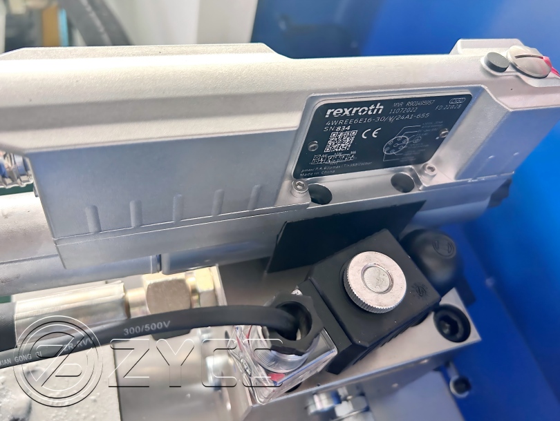 High performance metal press brake