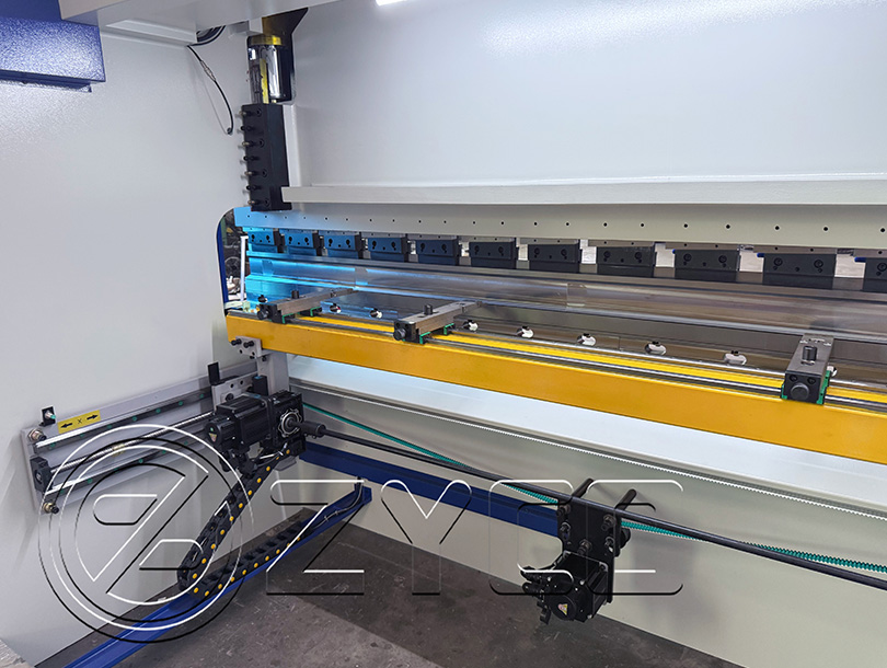 press brake back gauge
