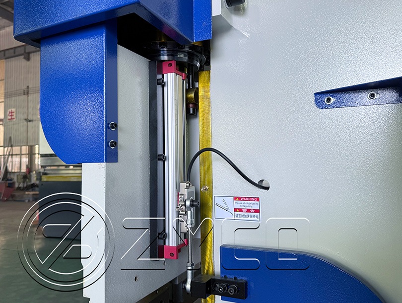 cnc sheet metal bending machine