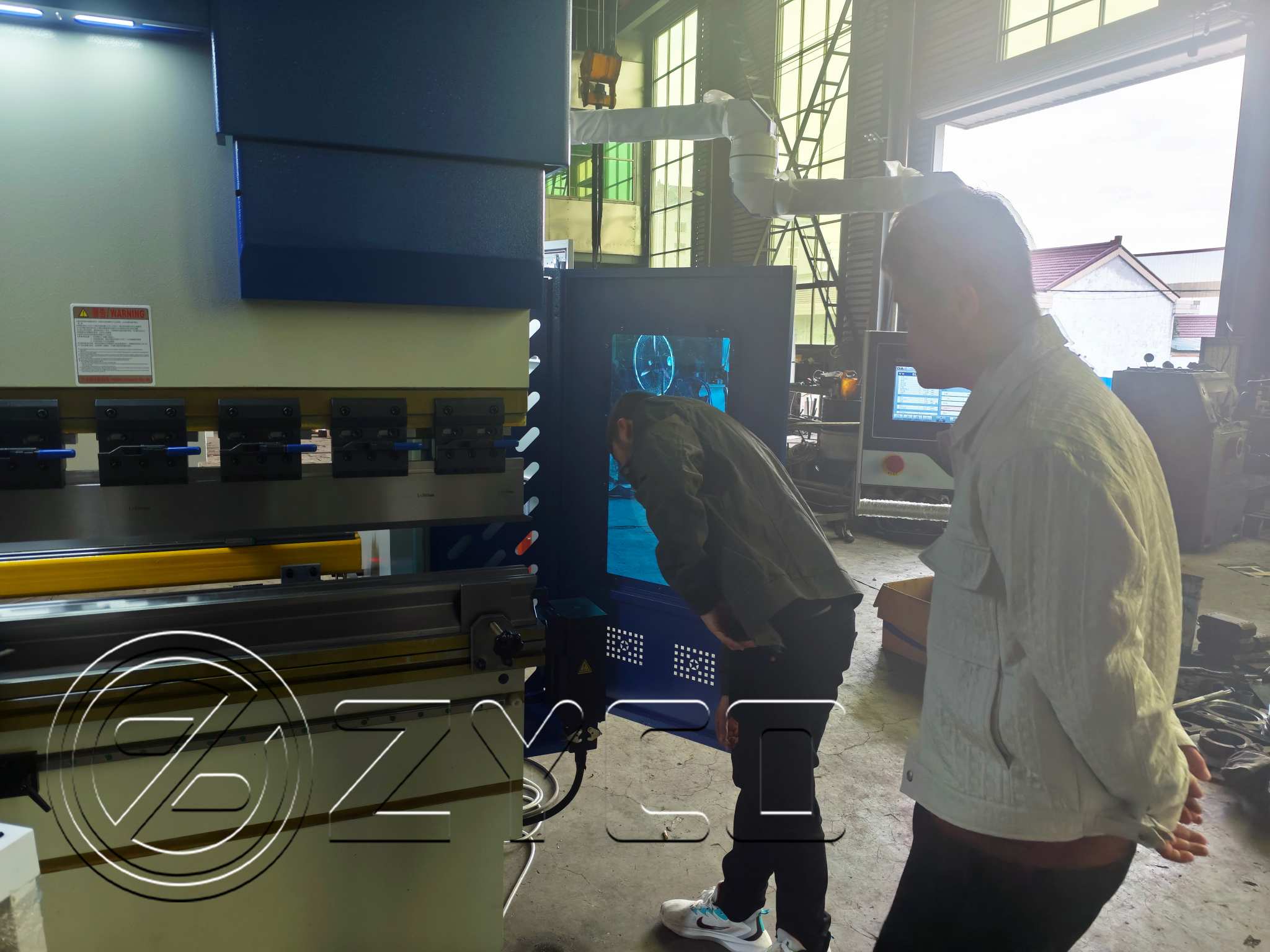 صراع الأفكار: زيارة أحد العملاء إلى ZYCO